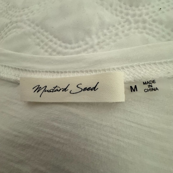 Mustard Seed Top White Oversized Flowy Size M - Picture 5 of 8